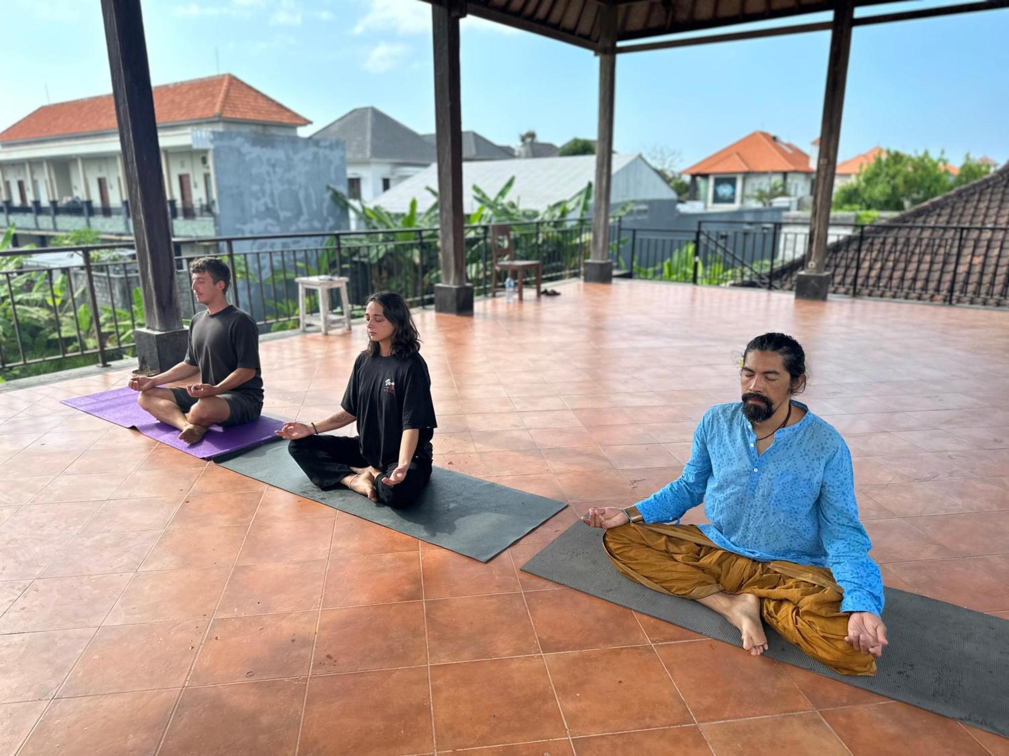 Diuma Residence Yoga Meditation Retreat And Healing Center Sanur Екстериор снимка