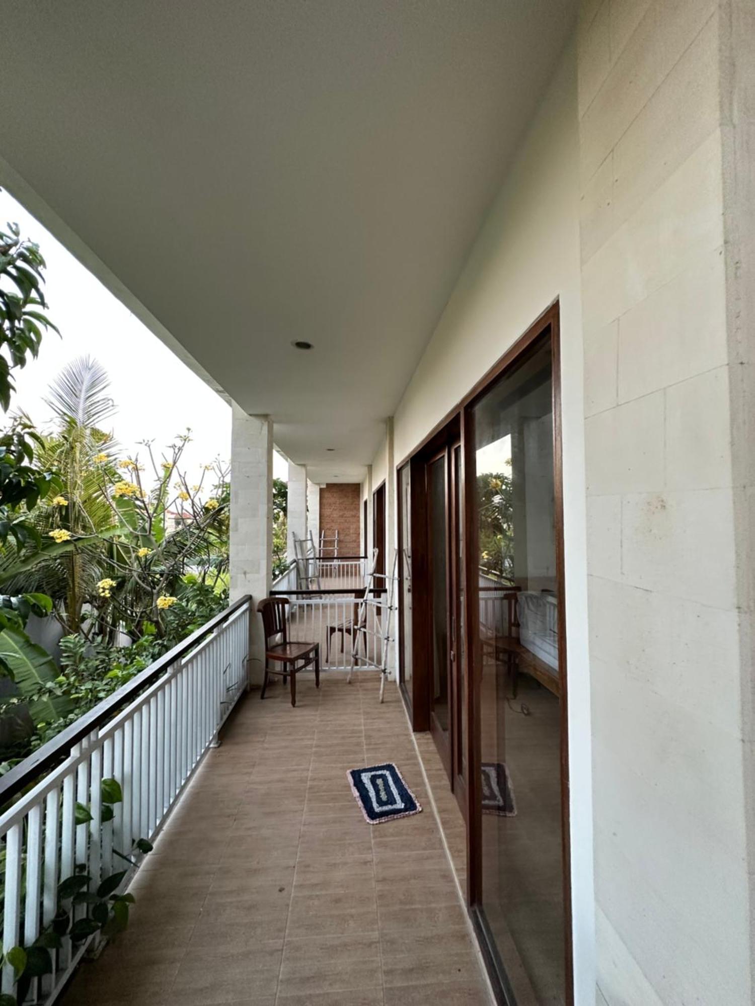 Diuma Residence Yoga Meditation Retreat And Healing Center Sanur Екстериор снимка