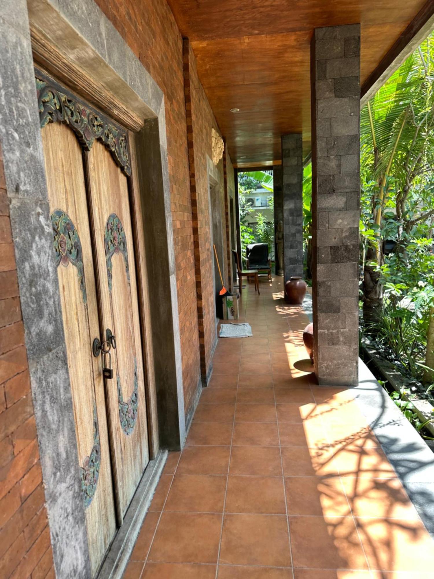 Diuma Residence Yoga Meditation Retreat And Healing Center Sanur Екстериор снимка