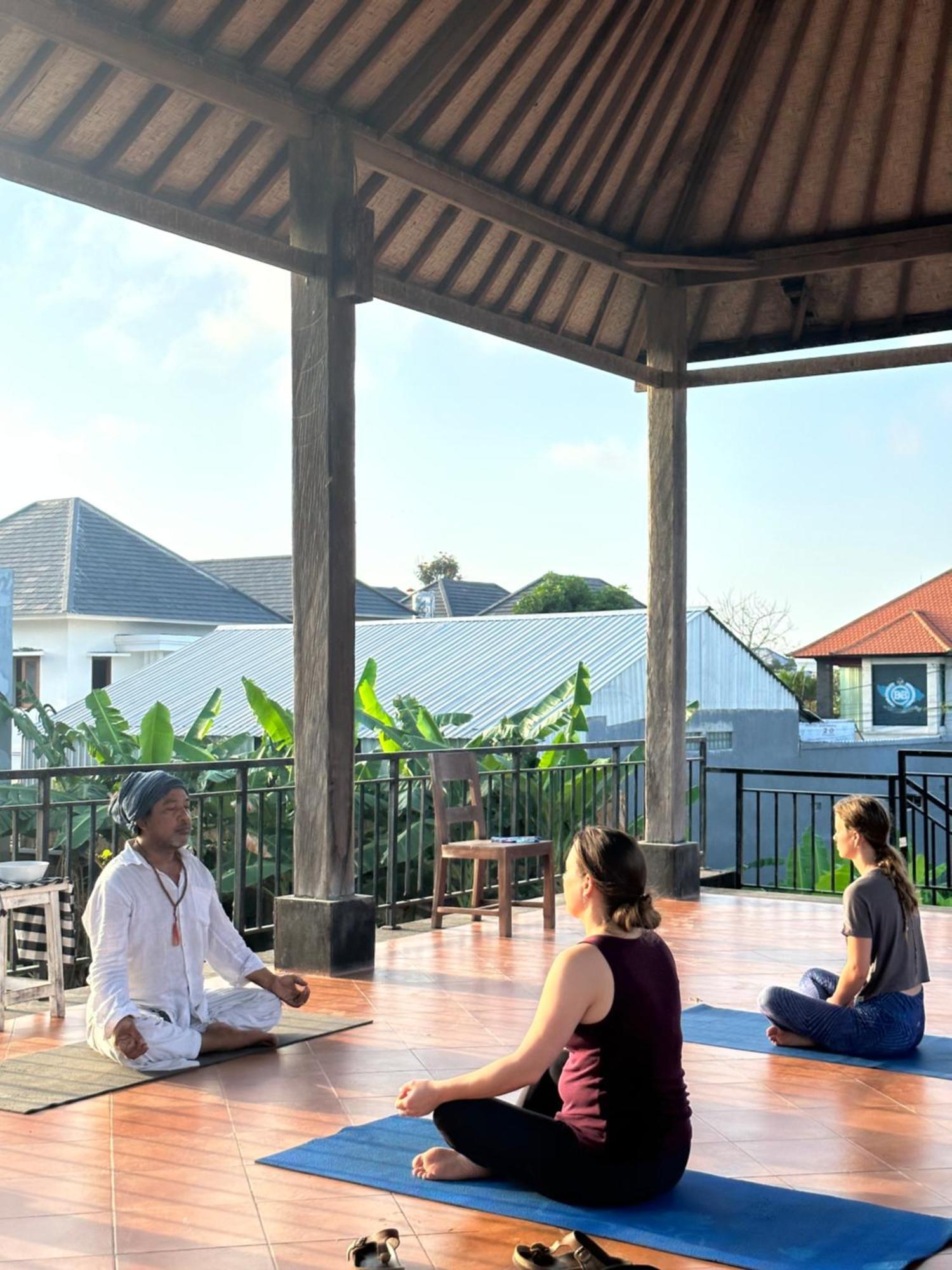 Diuma Residence Yoga Meditation Retreat And Healing Center Sanur Екстериор снимка