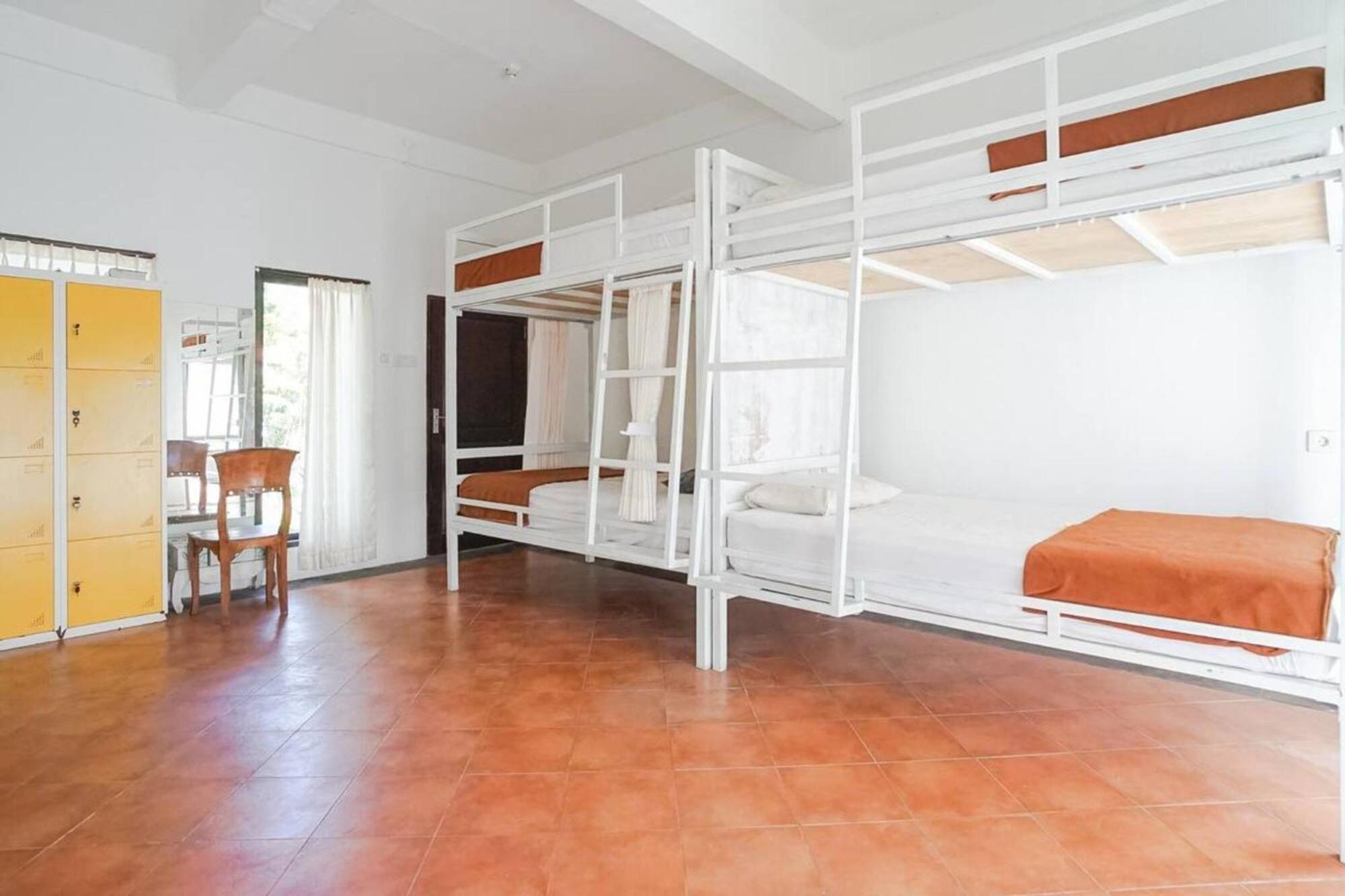 Diuma Residence Yoga Meditation Retreat And Healing Center Sanur Екстериор снимка